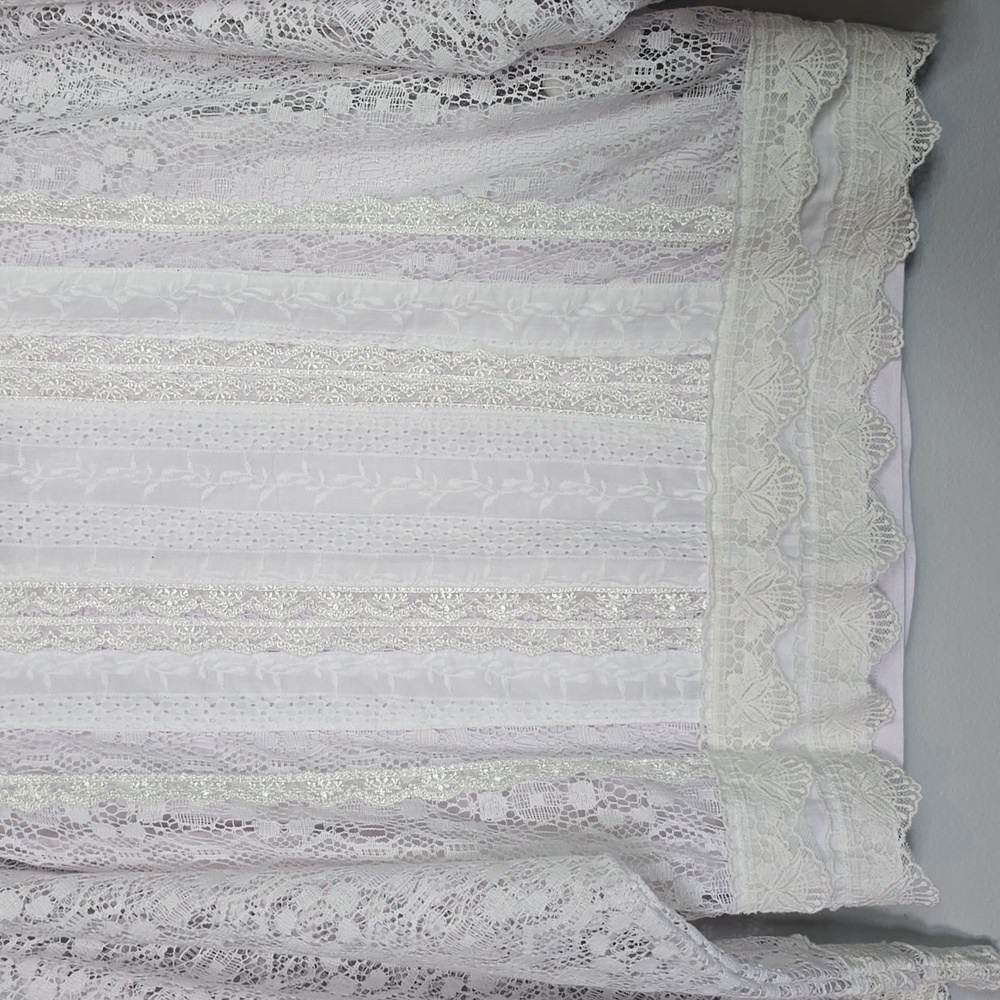 BOO RADLEY LACE TOP - Picture 5 of 8